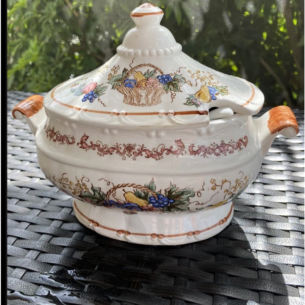 White Tureen lidded with laddle Oversized Farmhouse decor, TUREEN Set, W/ Spoon